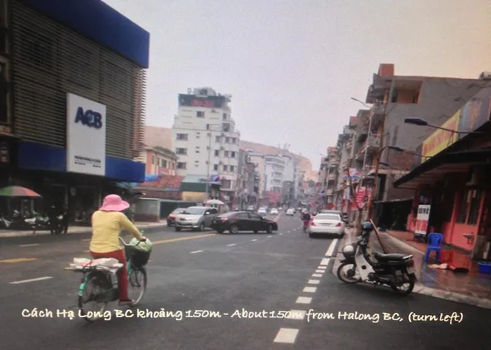 Hotel Halong Bc *