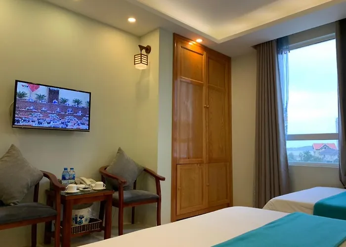 Hotel Halong Bc *