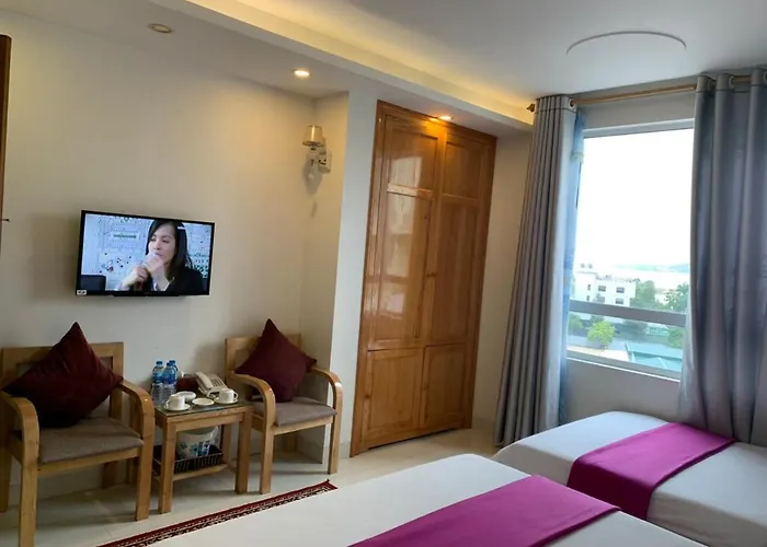 Hotel Halong Bc